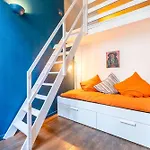 Au Coeur De L\'Ecusson - Appartement De Caractere